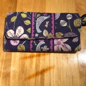 Vera Bradley Floral Nightingale wallet